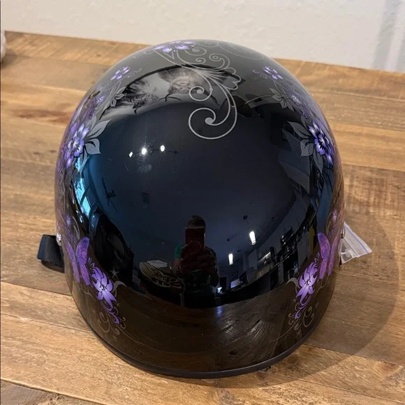 Daytona Helmets Half Skull Cap Motorcycle Helmet – DOT Approved - Picture 2 of 9